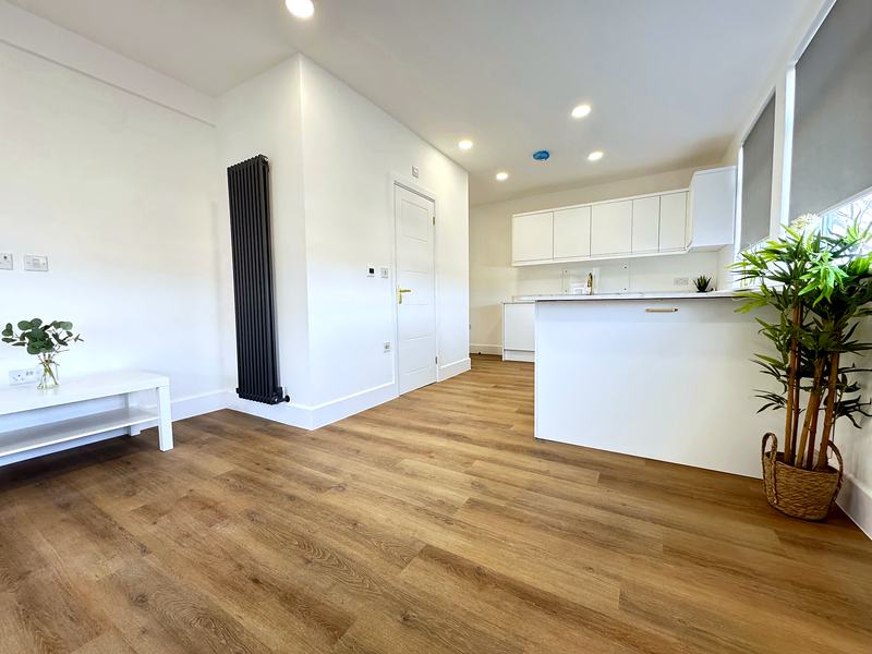 The Albany: Flat 15, staged