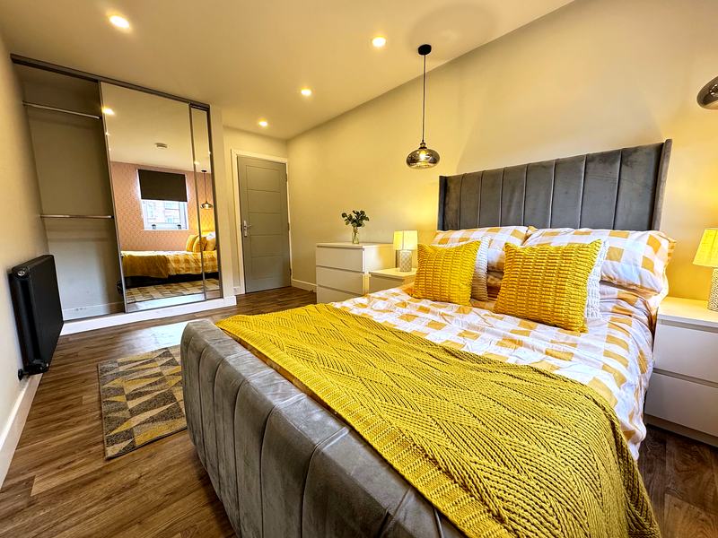 Lester Hall: Flat 5, Room 3