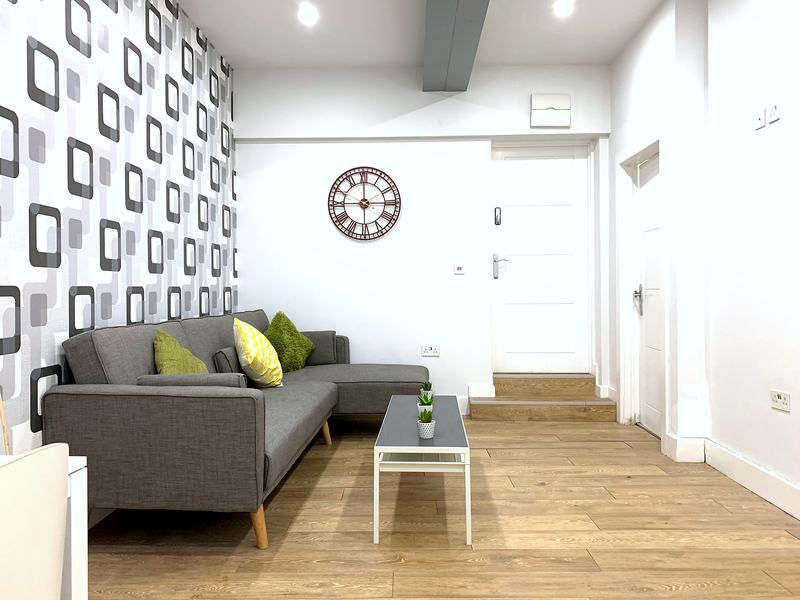 Sterling House: Studio 4