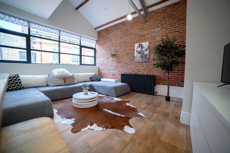 Sterling Loft: Flat 4