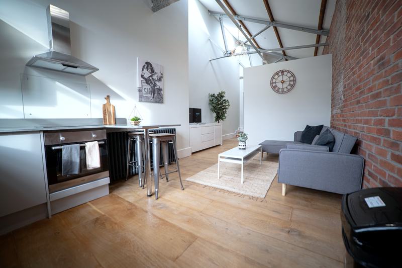 Sterling Loft: Flat 3