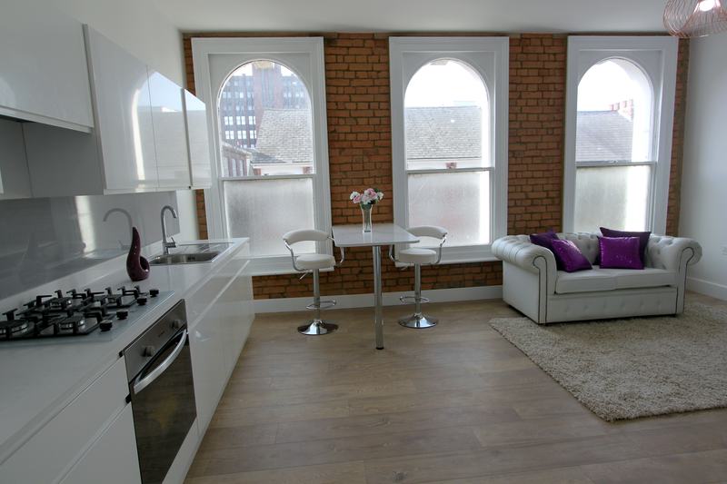 Town Centre Apartments: Flat 1